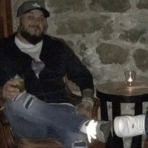 Meet your Posher, Cory